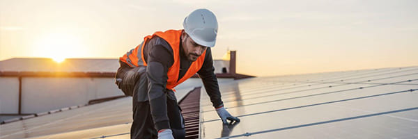 6 Tips to Diagnose a Broken Solar Panel