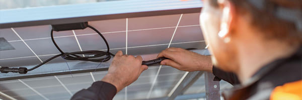 What Happens If I Connect Two Solar Panels Together?